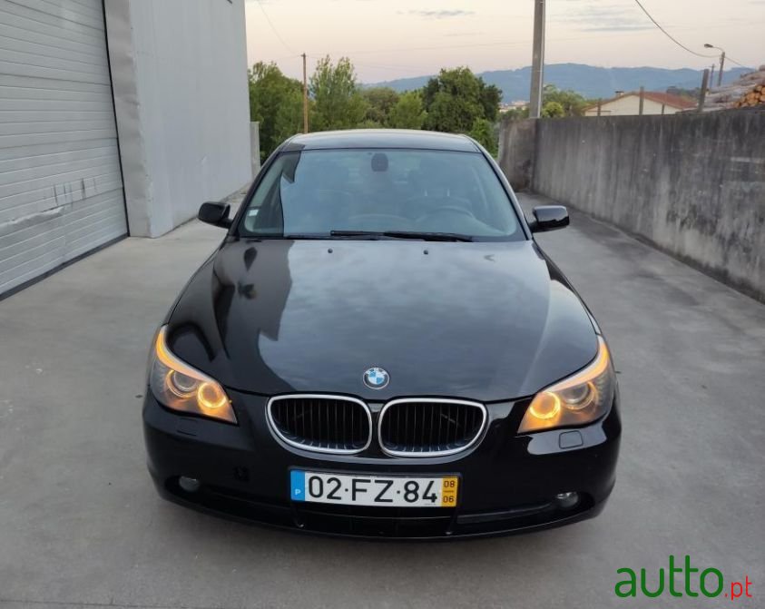 2008' BMW 520 photo #2