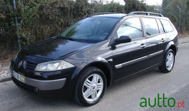 2005' Renault Megane Break photo #4