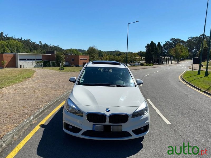 2015' BMW Série 2 D Advantage photo #3