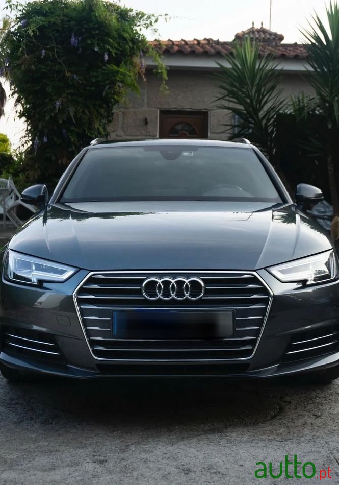 2016' Audi A4 Avant photo #3