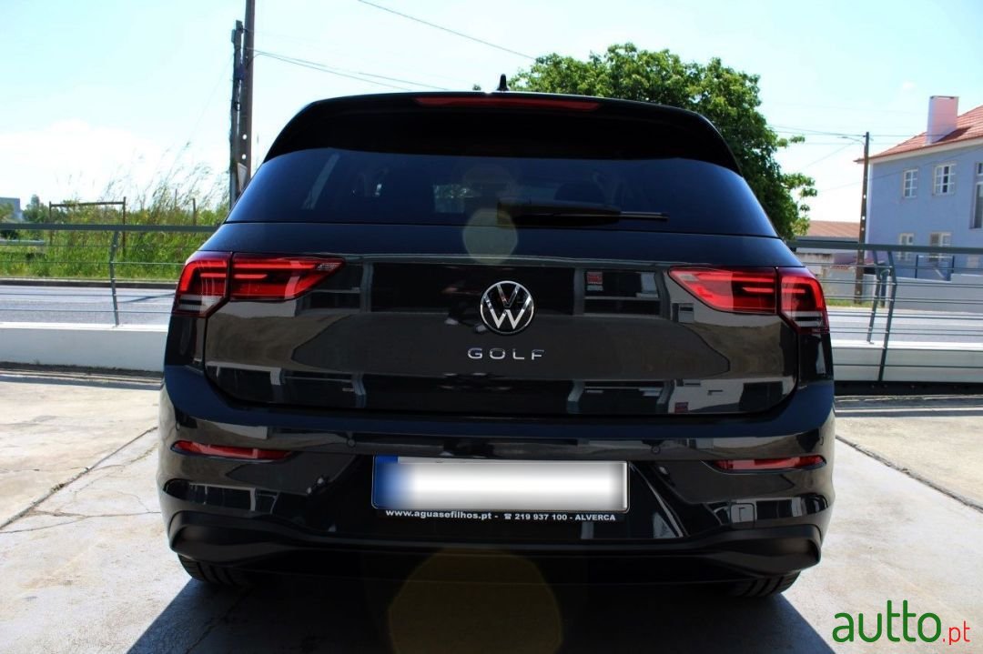 2022' Volkswagen Golf photo #4