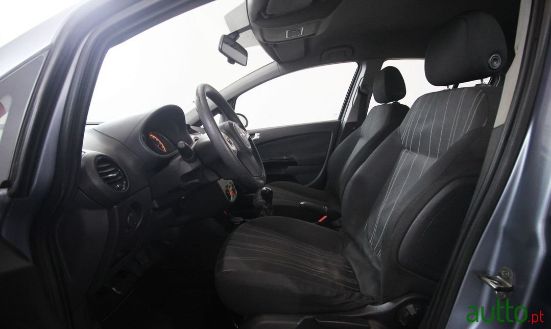 2007' Opel Corsa photo #4