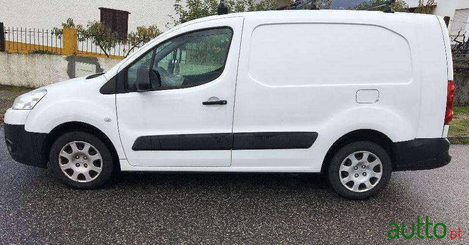 2011' Peugeot Partner 1.6 Hdi Longa photo #2