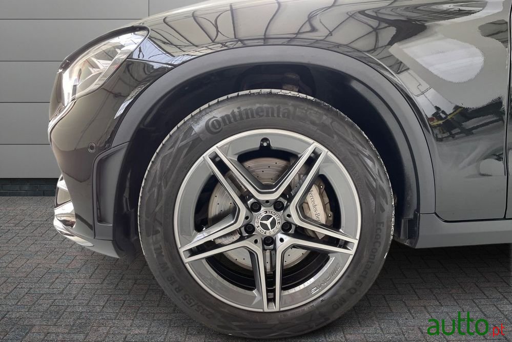 2020' Mercedes-Benz Classe Glc D 4Matic Edition photo #5