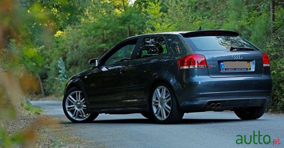 2007' Audi S3 Sportback photo #1