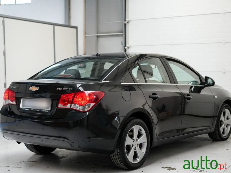 2010' Chevrolet Cruze 2.0 Vcdi Lt photo #3