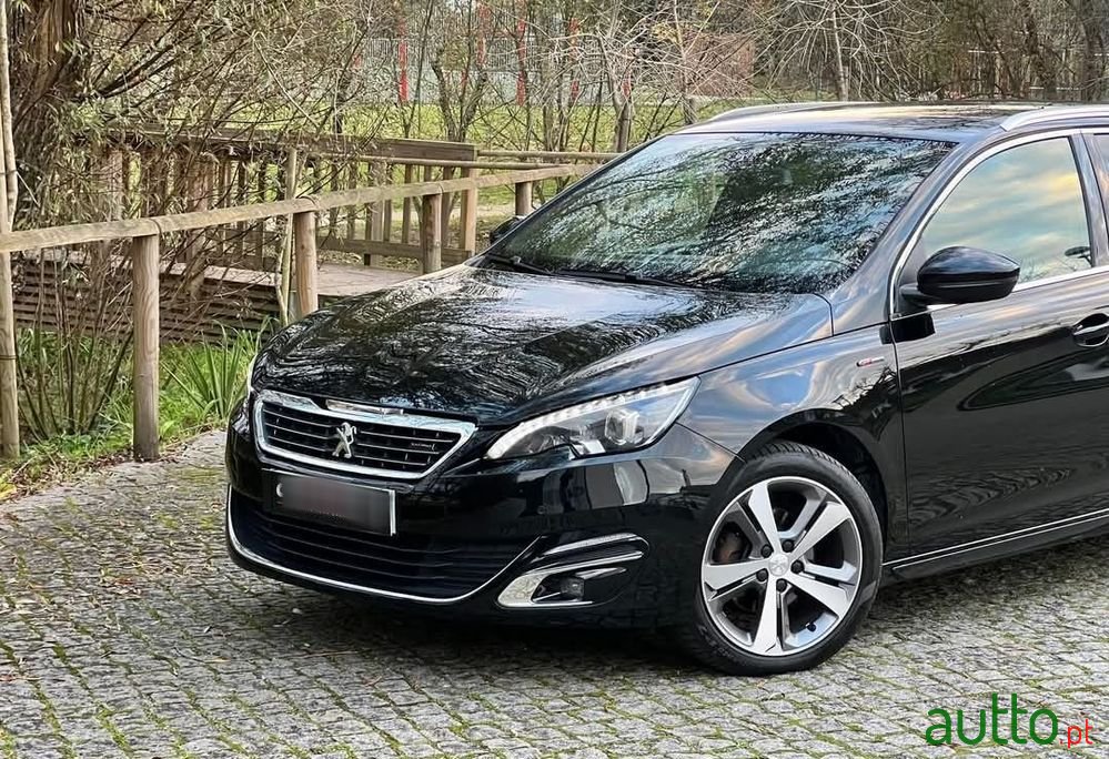 2016' Peugeot 308 Sw photo #2