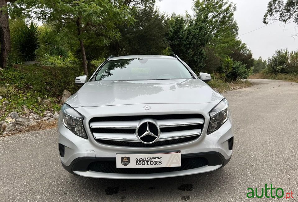 2016' Mercedes-Benz Gla-180 photo #5