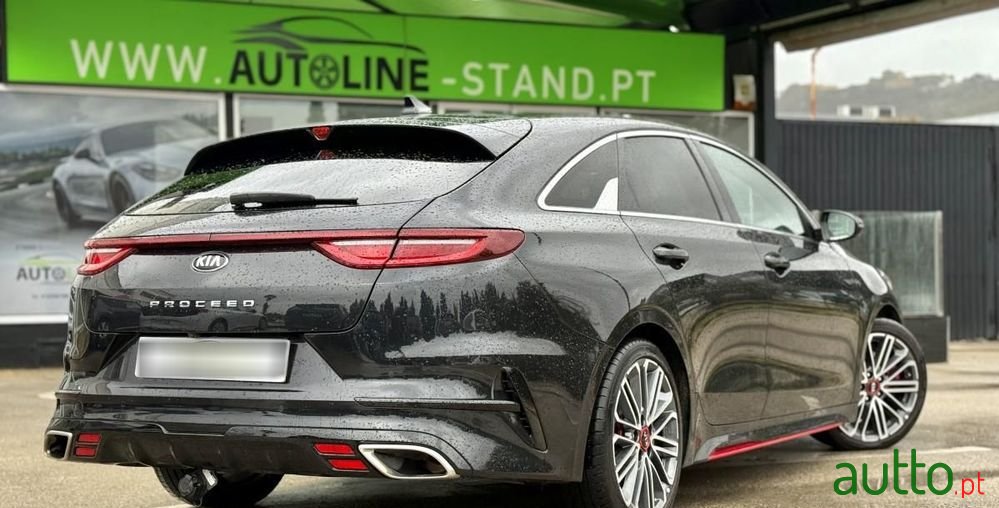 2020' Kia Proceed 1.6 T-Gdi Gt 7Dct photo #6