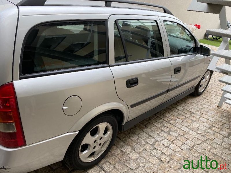 1999' Opel Astra Caravan photo #2