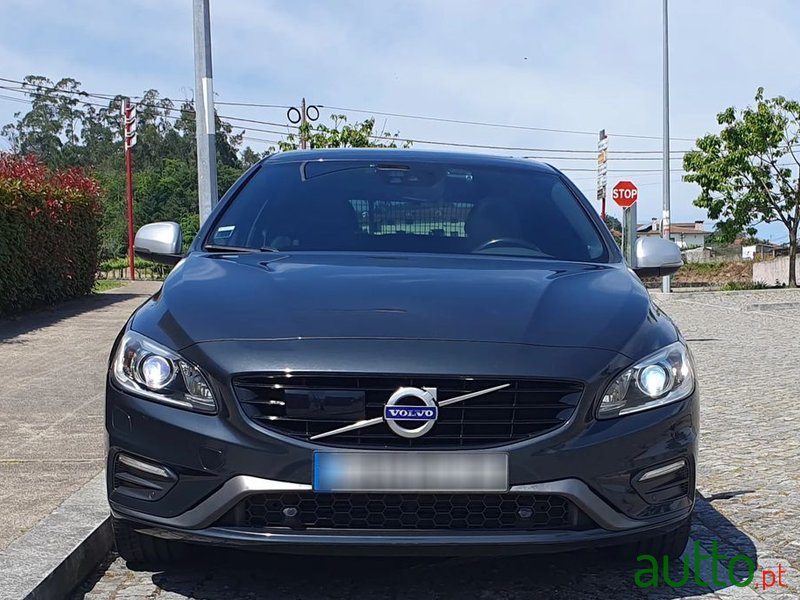 2015' Volvo V60 photo #2