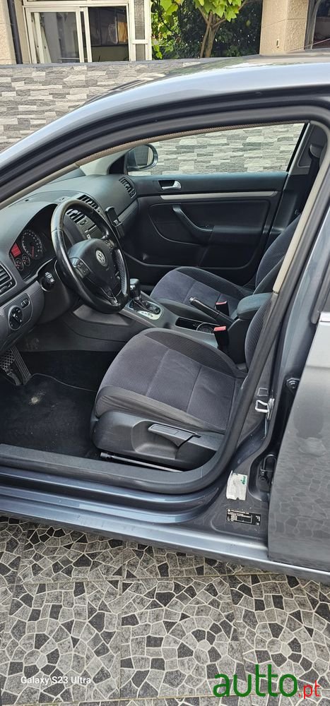 2007' Volkswagen Jetta photo #4