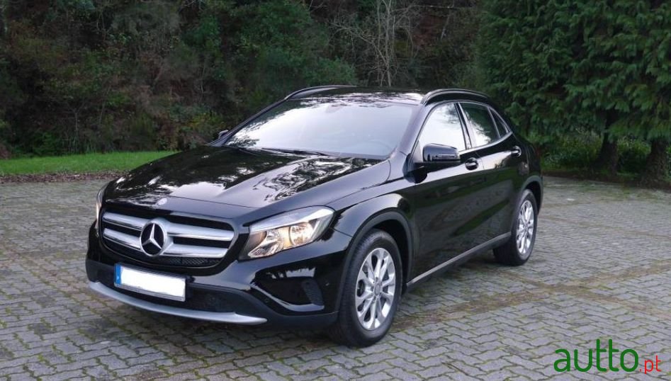 2016' Mercedes-Benz Gla-180 photo #1