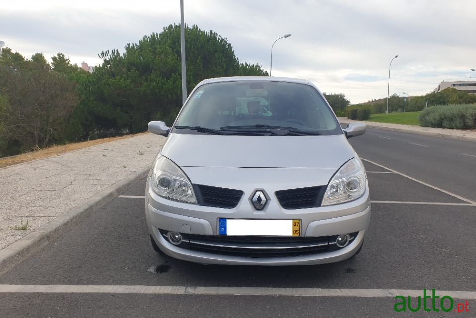 2007' Renault Scenic photo #2