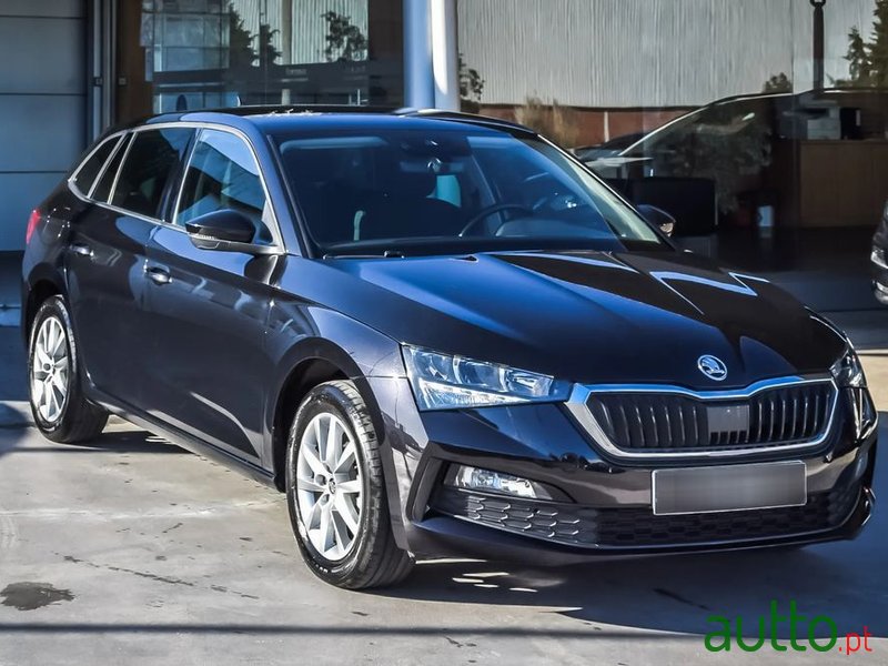 2022' Skoda Scala 1.0 Tsi Ambition photo #4