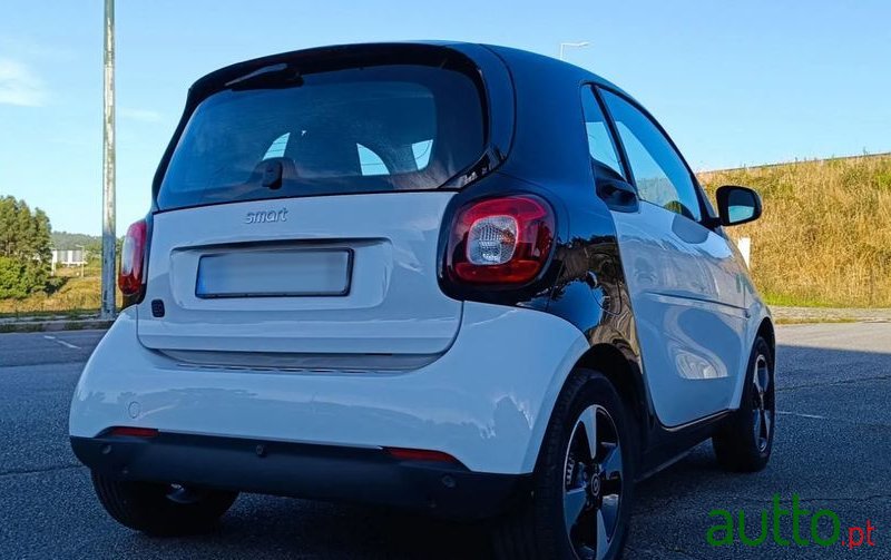 2023' Smart Fortwo Eq Passion photo #4