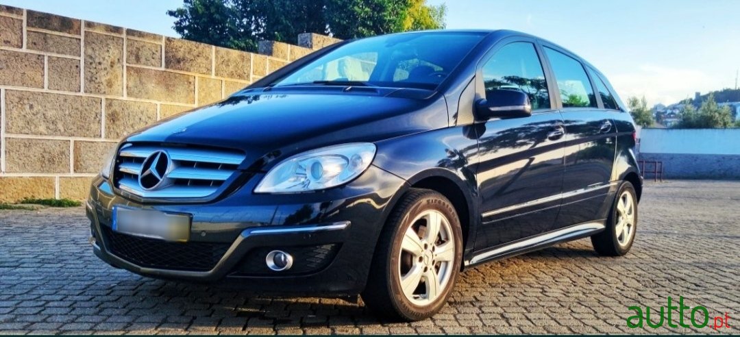 2010' Mercedes-Benz B 180 for sale. Castelo Branco, Portugal