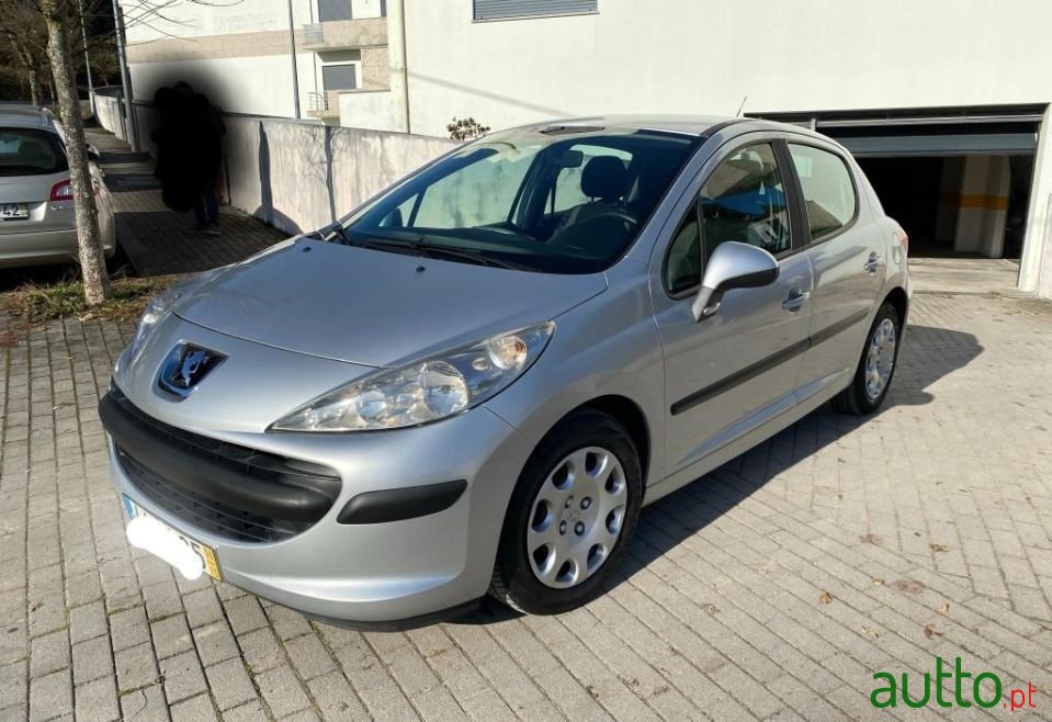 2006' Peugeot 207 photo #1