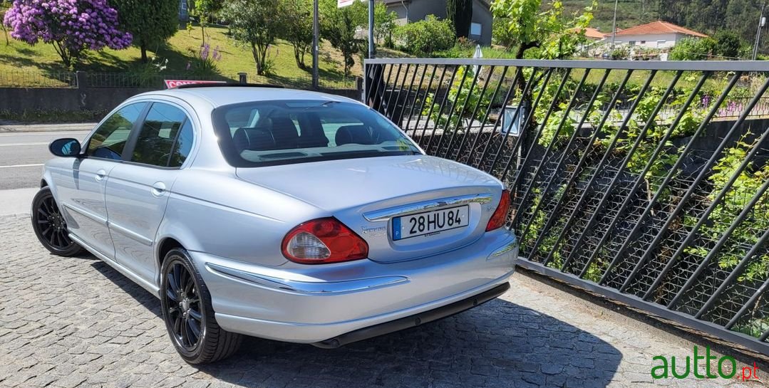 2008' Jaguar X-Type photo #3