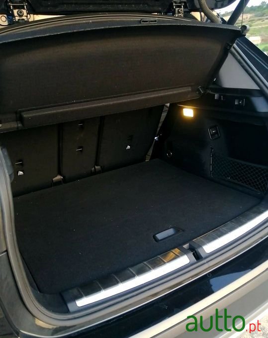 2017' BMW X1 photo #5