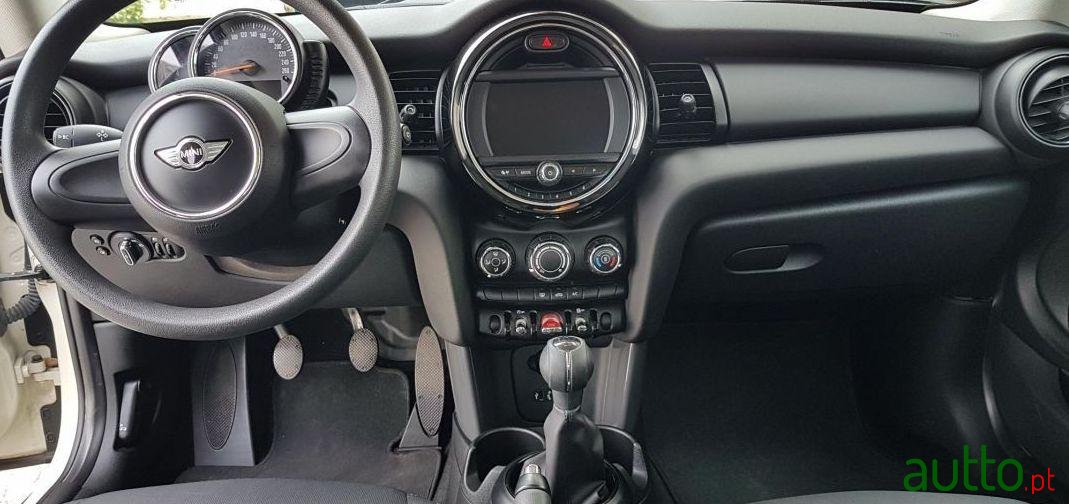 2015' MINI One photo #1