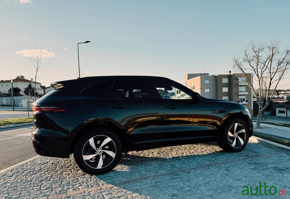 2022' Jaguar F-Pace photo #5