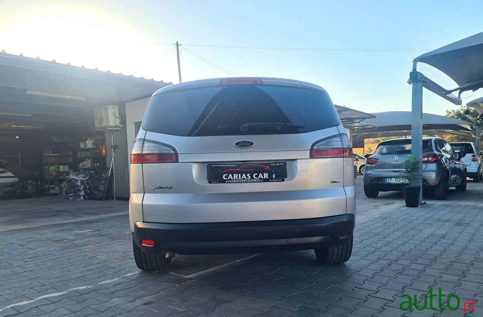 2007' Ford S-Max photo #2