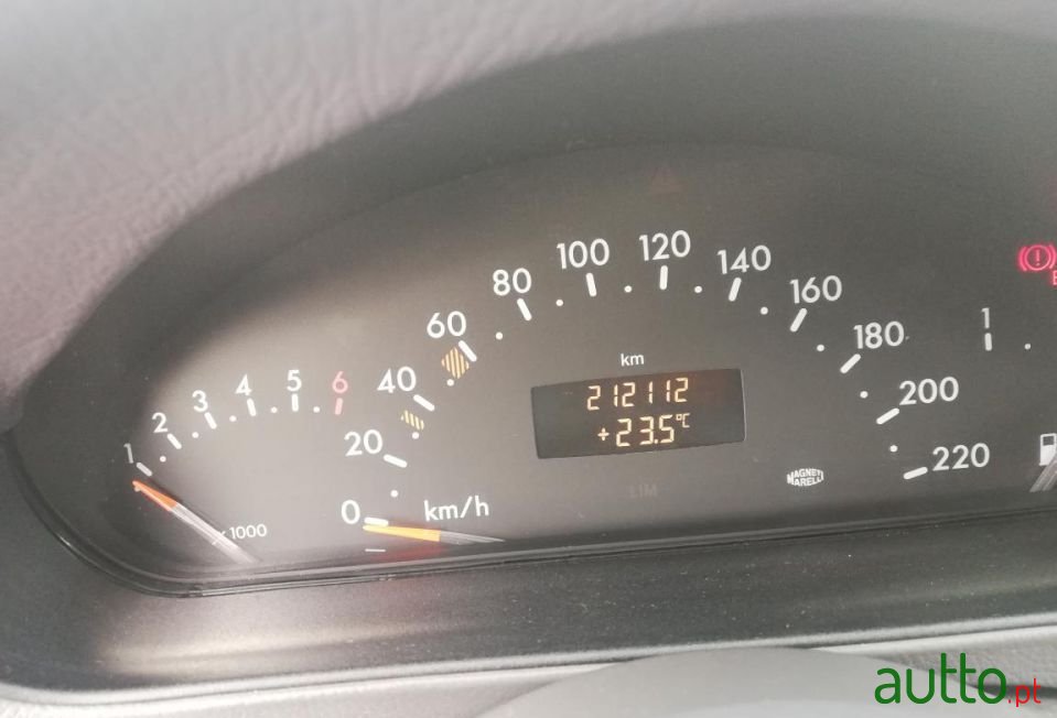 1999' Mercedes-Benz A-140 photo #5