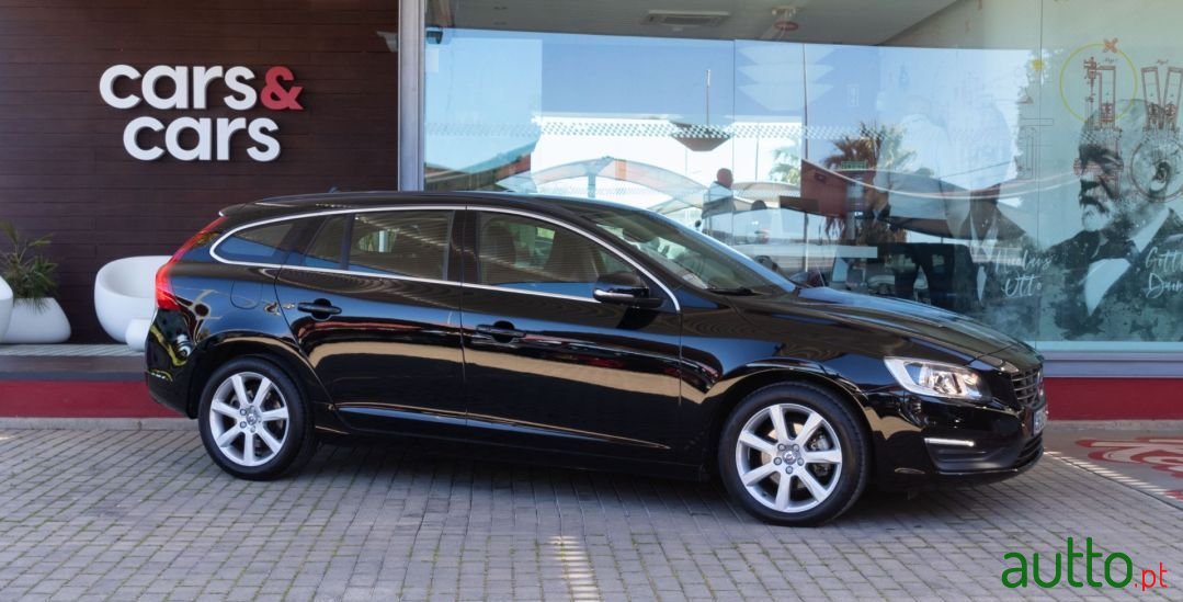 2018' Volvo V60 photo #1