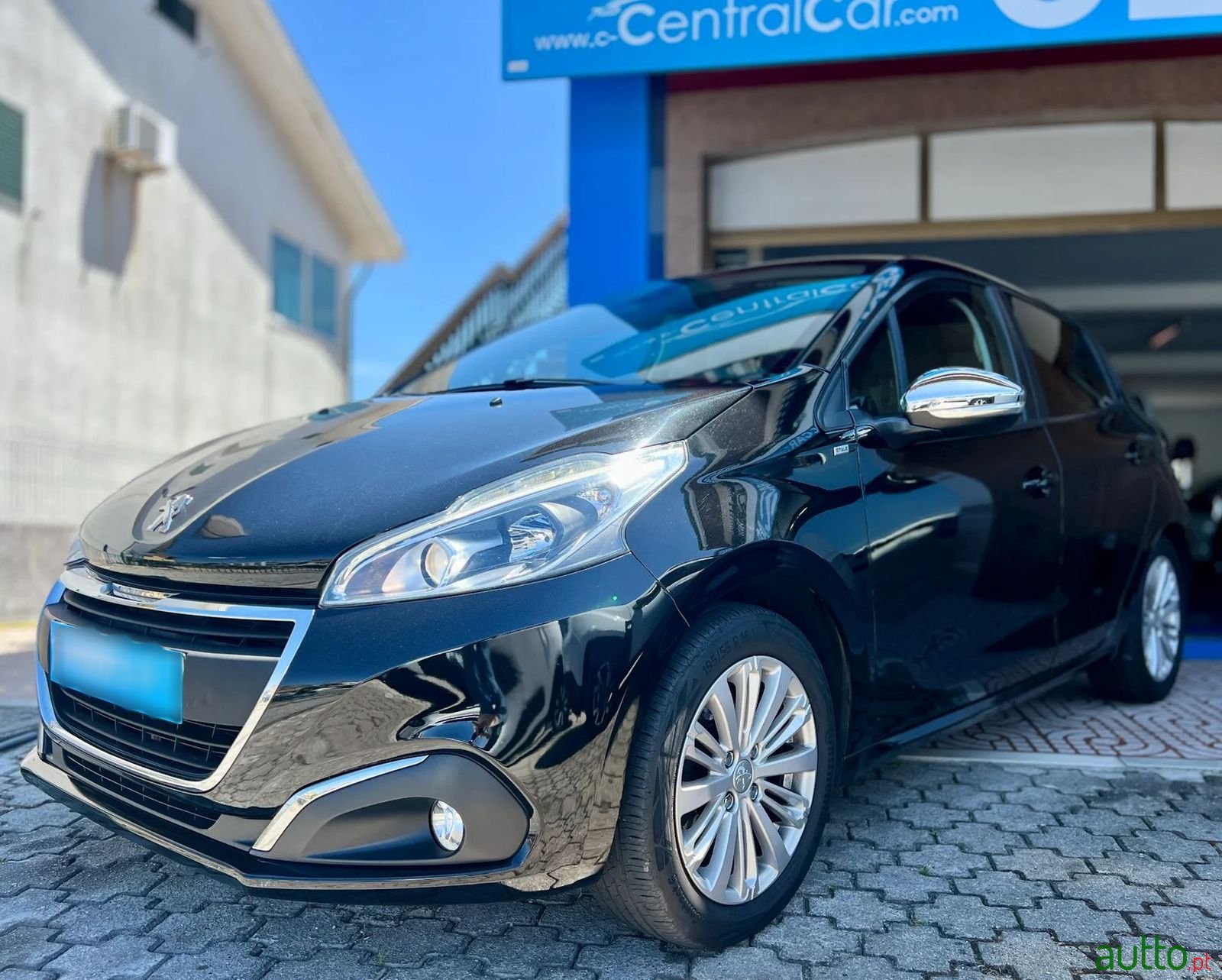 2017' Peugeot 208 photo #5