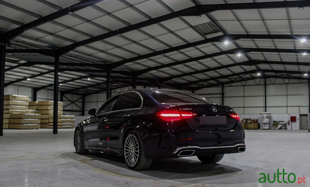 2022' Mercedes-Benz Classe C photo #6