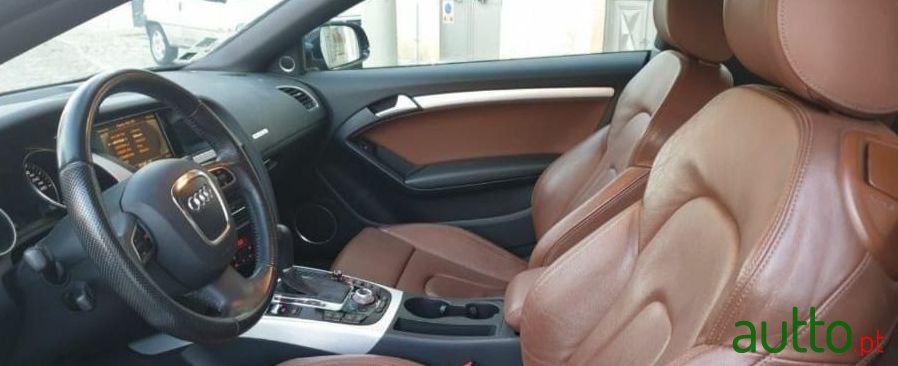 2010' Audi A5 photo #1