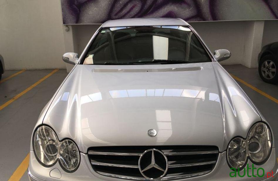 2006' Mercedes-Benz Clk-220 Avantgarde photo #2
