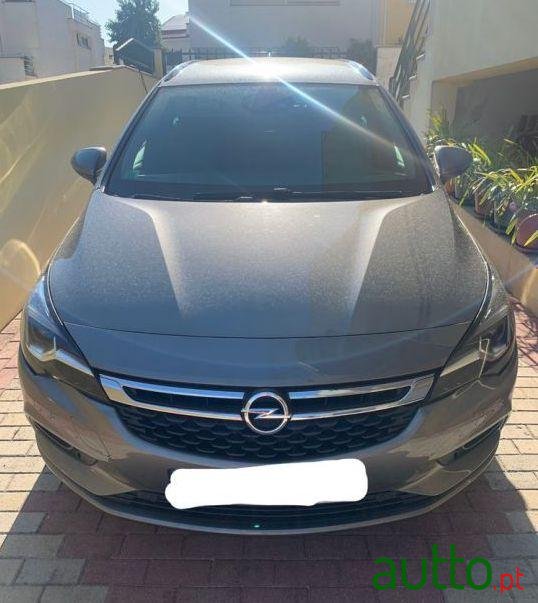 2016' Opel Astra K Sports Tourer photo #3