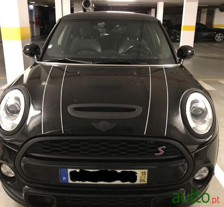 2015' MINI Cooper Sd photo #1