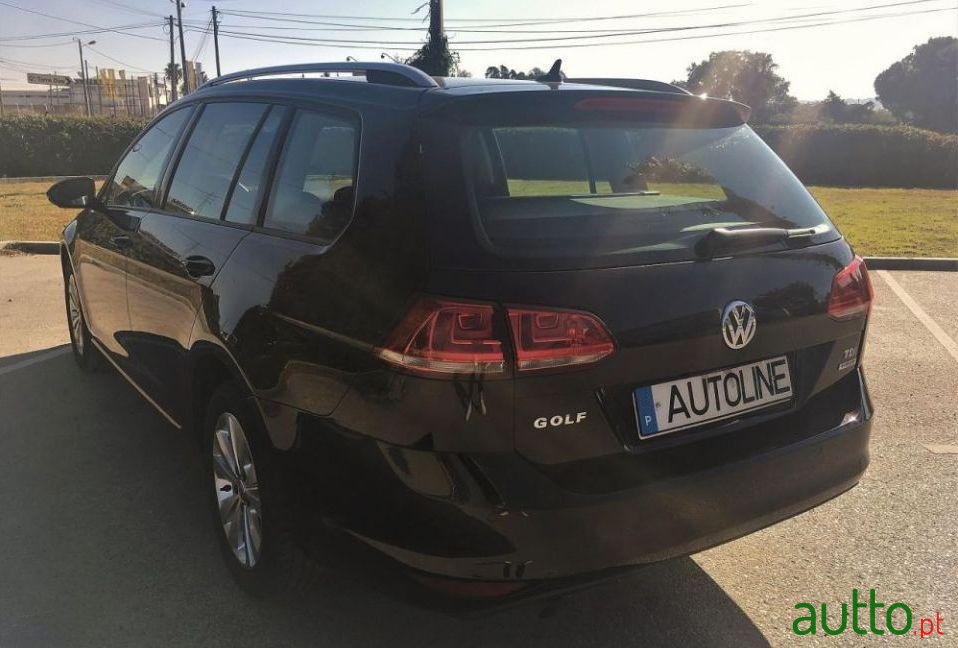 2014' Volkswagen Golf Variant photo #1