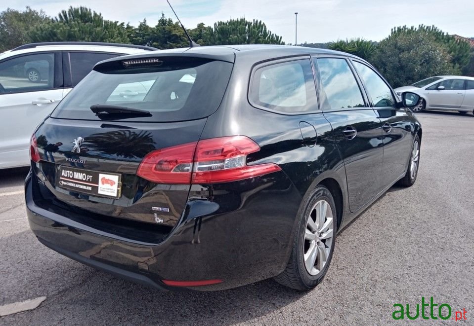 2016' Peugeot 308 Sw photo #3