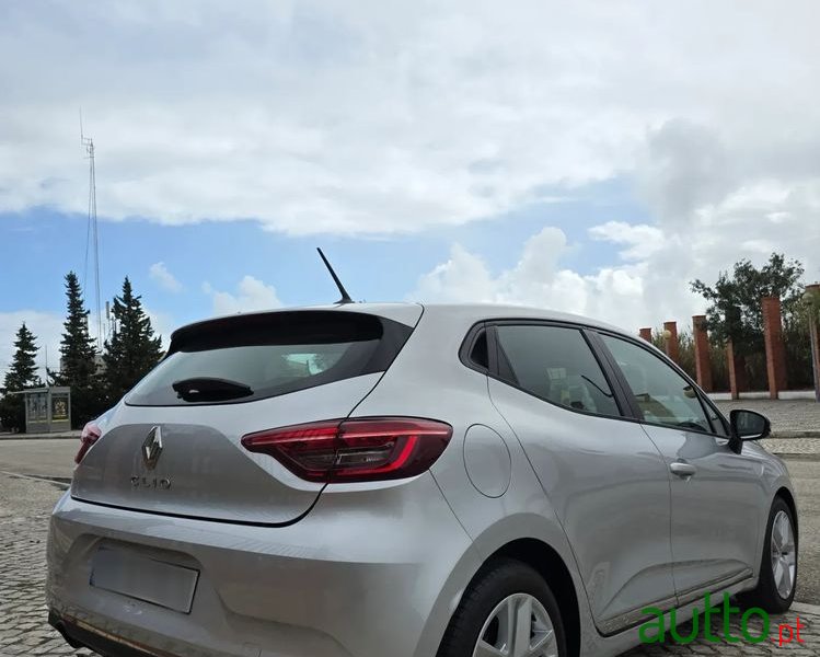 2020' Renault Clio photo #4