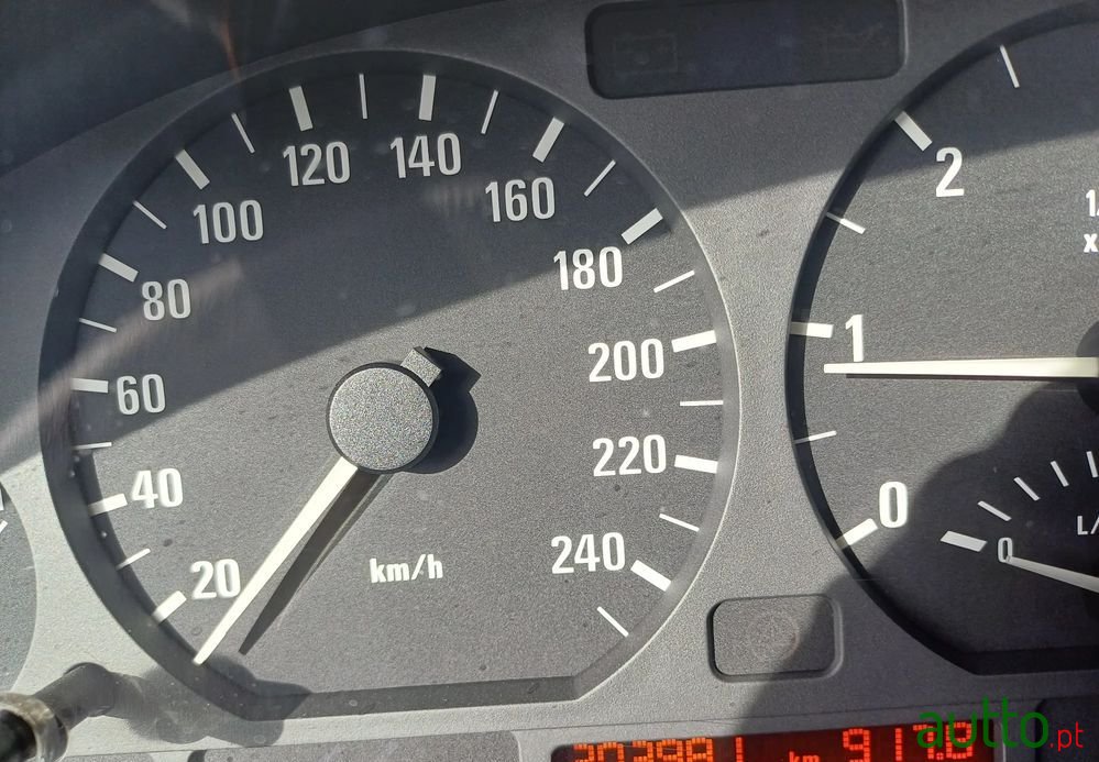 2000' BMW 320 D photo #5