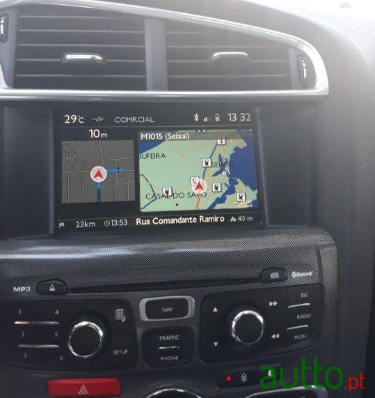 2012' Citroen C4 photo #3