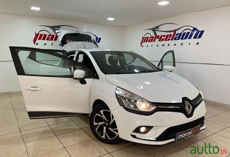 2017' Renault Clio photo #4