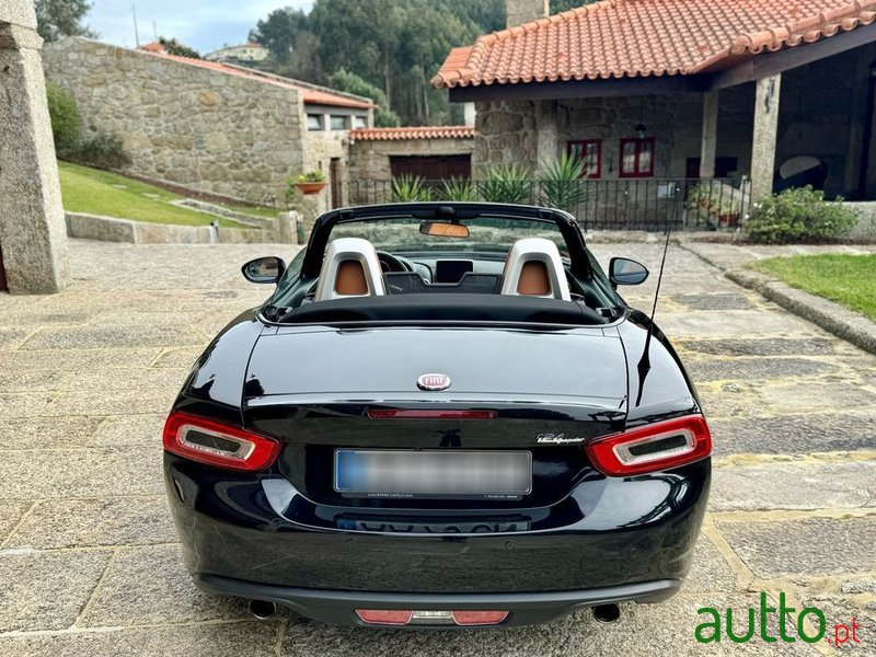 2017' Fiat 124 Spider photo #3