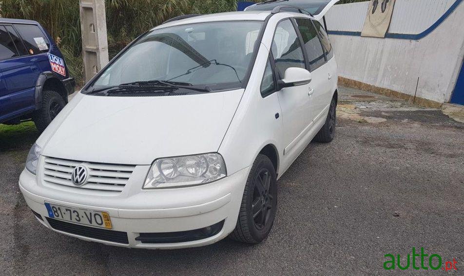 2000' Volkswagen Sharan Tdi photo #3