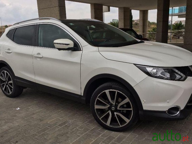 2015' Nissan Qashqai photo #1