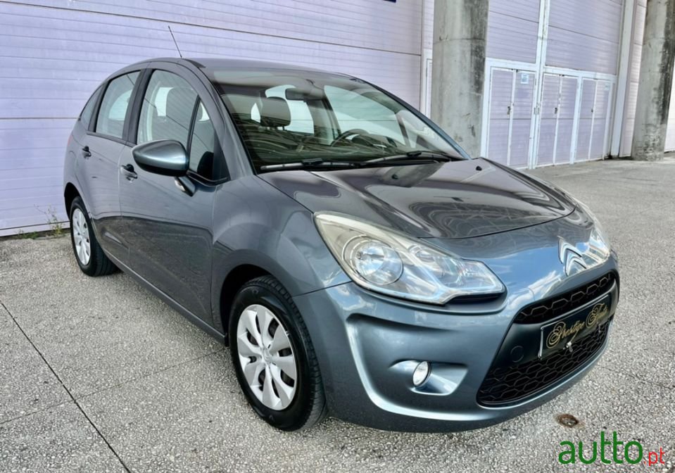 2010' Citroen C3 photo #3