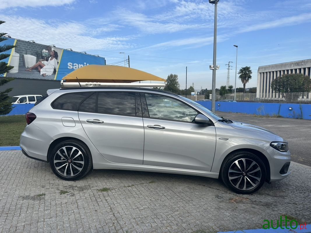 2019' Fiat Tipo Station Wagon photo #4