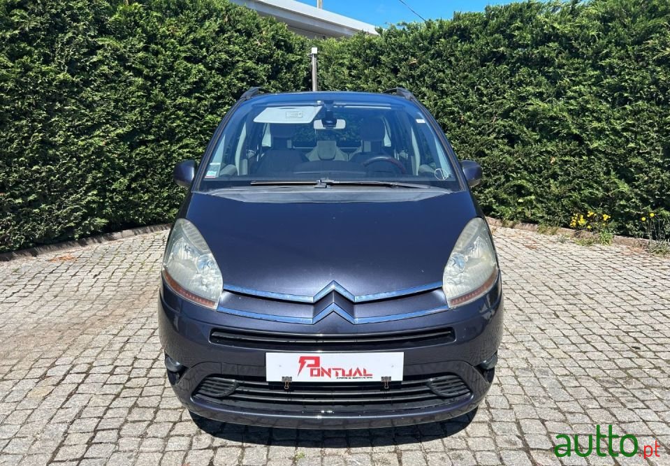 2007' Citroen C4 Grand Picasso photo #2
