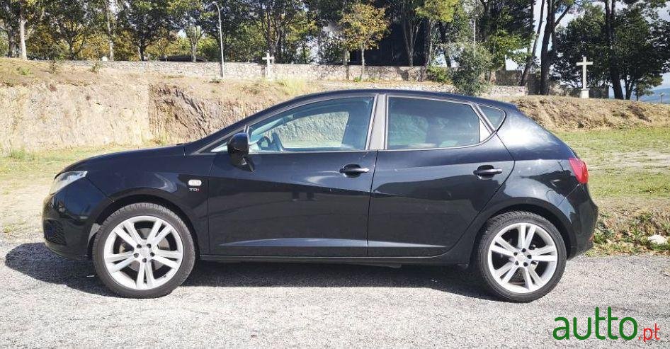 2009' SEAT Ibiza 1.9 Tdi photo #1