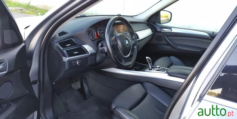 2009' BMW X5 35 D Xdrive photo #4