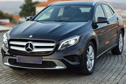 2016' Mercedes-Benz Classe Gla